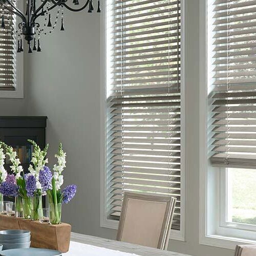gray-wood-blinds-in-dining-room-img
